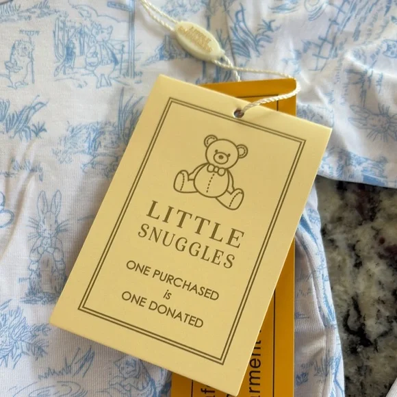 Little Snuggles Peter Rabbit Sleeper - Picture 2 of 11